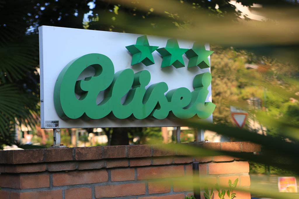 ליגננו סביאדורו Hotel Alisei מראה חיצוני תמונה