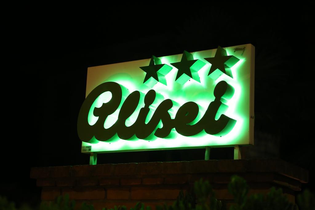 ליגננו סביאדורו Hotel Alisei מראה חיצוני תמונה